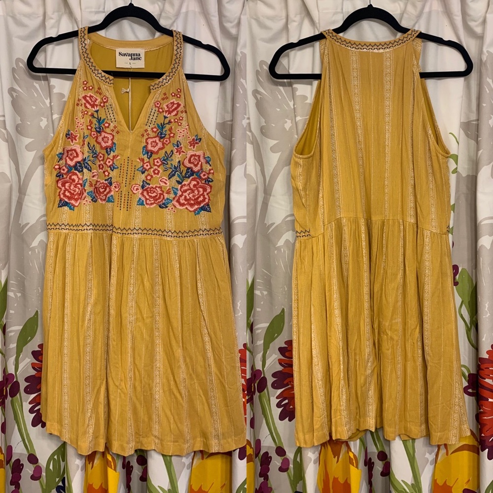 NWT Savanna Jane Embroidered Dress